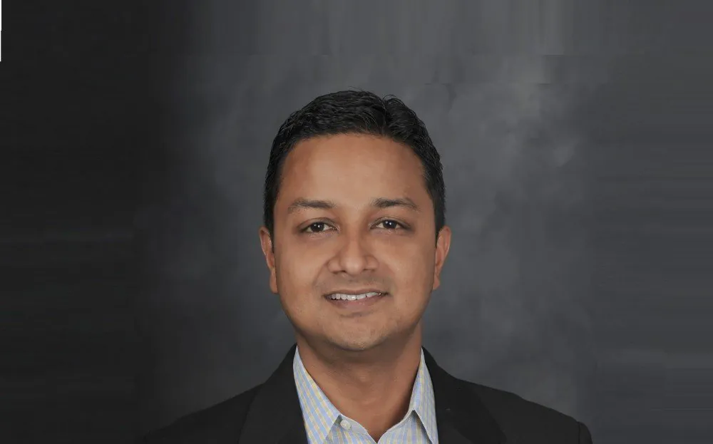 Sanchit Mullick CEO of Reveal HealthTech