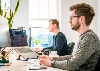 AI Revolutionizes Developer Productivity: A New Curve Emerges