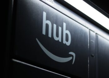 Amazon to Launch Over 100 Urban Fulfilment Centres for Quick Commerce Expansion