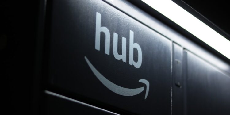 Amazon to Launch Over 100 Urban Fulfilment Centres for Quick Commerce Expansion Amazon to Launch Over 100 Urban Fulfilment Centres for Quick Commerce Expansion