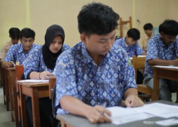 PhysicsWallah Reverses Student Lending Policy as Shares Soar Nearly 18%