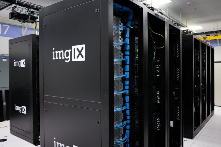 AI Revolutionizes Data Centre Cooling and Power Efficiency Strategies