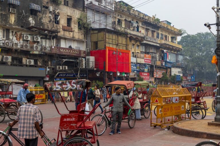 Delhi HC Blocks Unity SFB’s ₹4,900 Crore Capital Raise Over BharatPe Consent